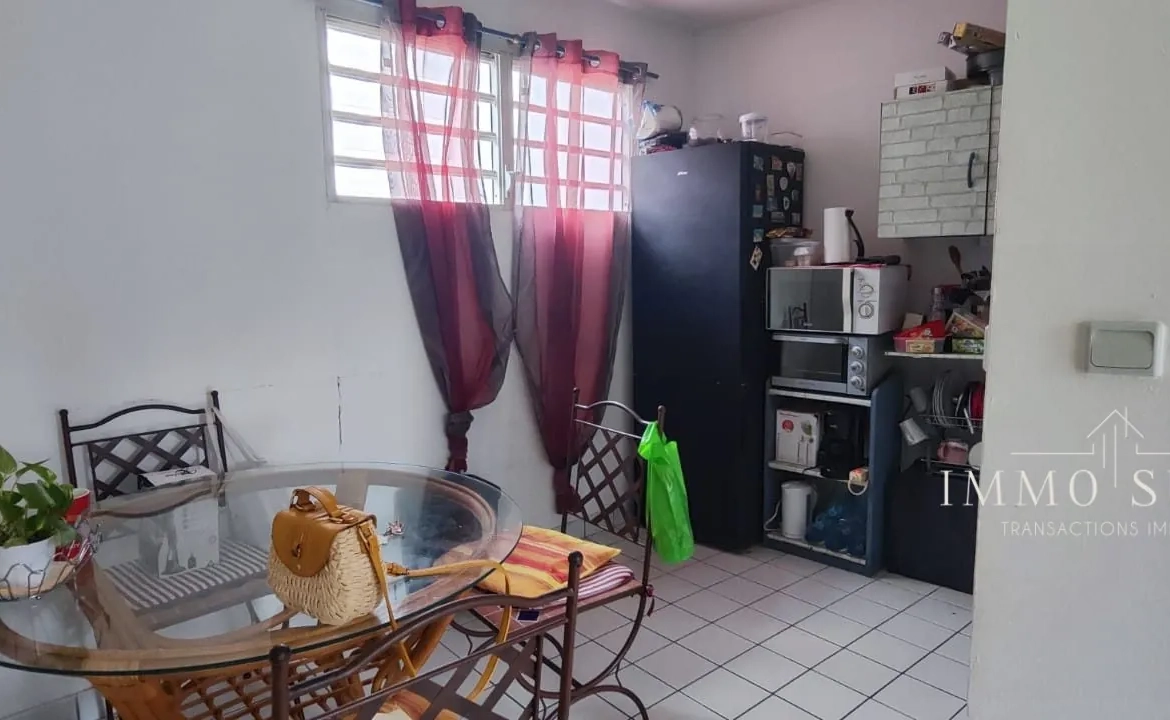 Appartement 38 m² avec balcon à Pointe-à-Pitre, centre-ville, investissement ou résidence 