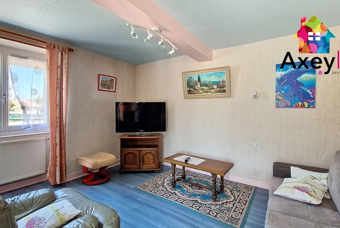 À vendre maison 4 chambres avec grand terrain à Chauffailles 