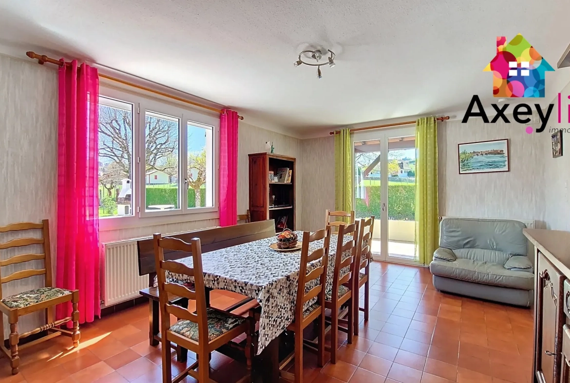 À vendre maison 4 chambres avec grand terrain à Chauffailles 