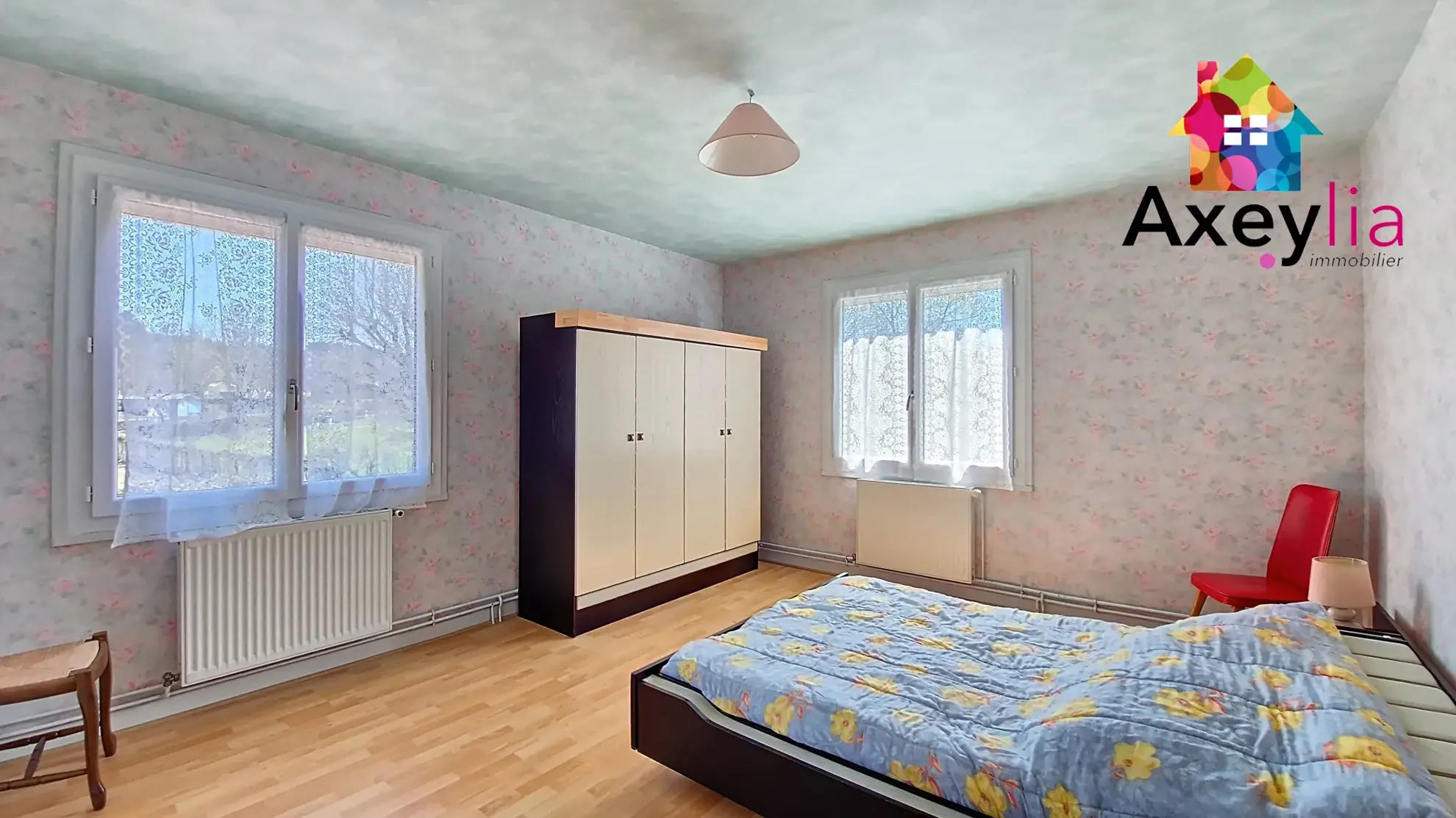 À vendre maison 4 chambres avec grand terrain à Chauffailles 