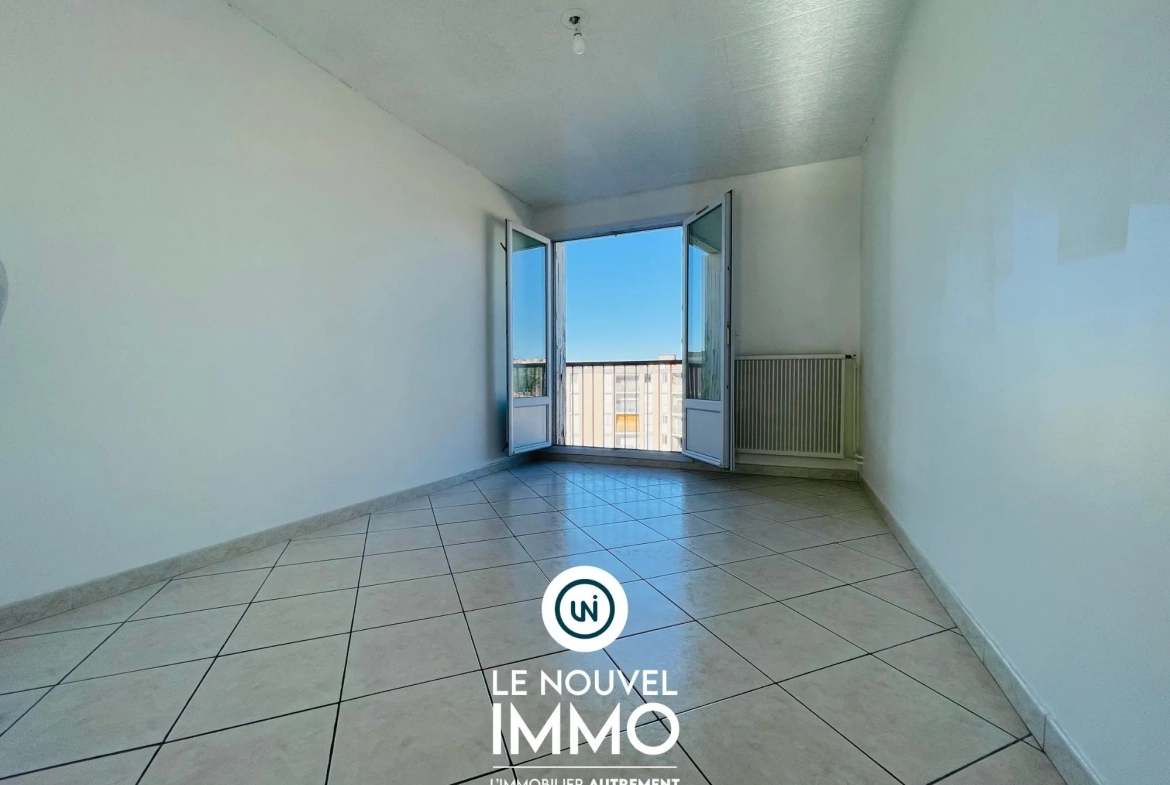 Appartement T3 lumineux de 71 m² avec balcon et cave à Rognac 
