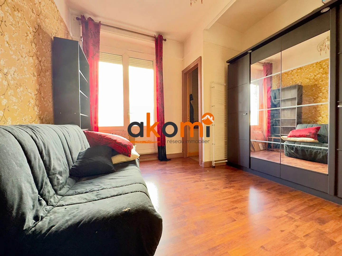 Appartement 4 pièces lumineux de 110 m² à Lunéville avec garage sécurisé 