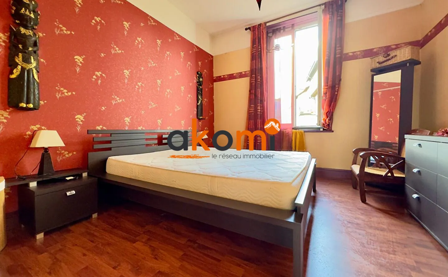 Appartement 4 pièces lumineux de 110 m² à Lunéville avec garage sécurisé 