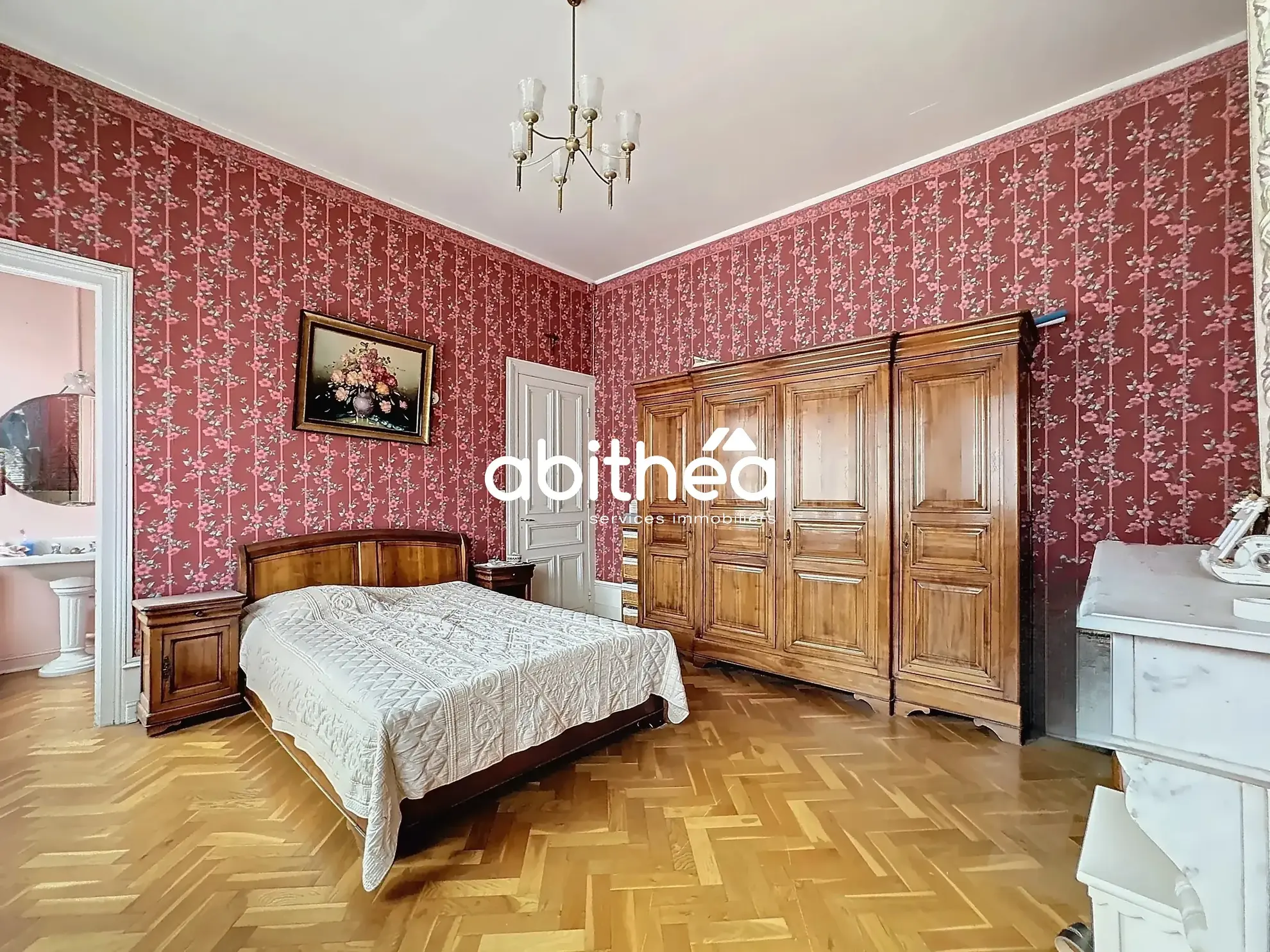 Maison bourgeoise de 257 m² avec jardin à Hénin Beaumont 