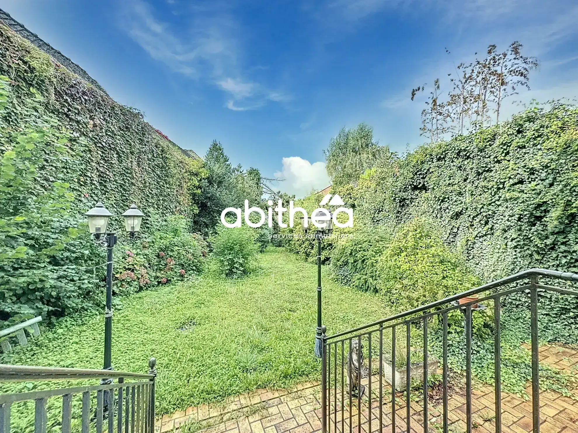 Maison bourgeoise de 257 m² avec jardin à Hénin Beaumont 