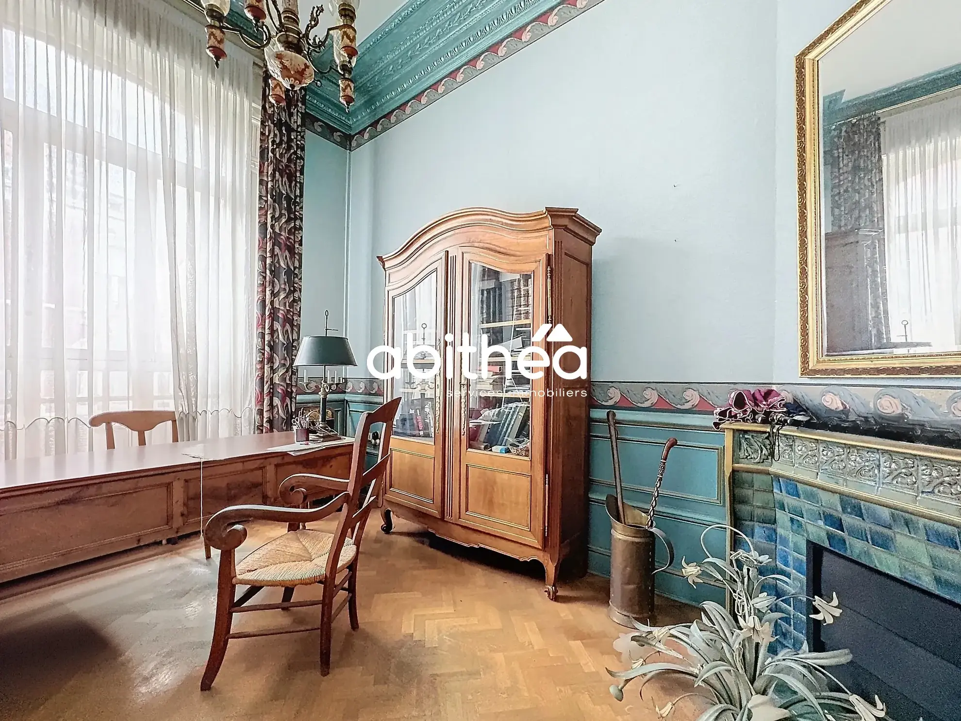 Maison bourgeoise de 257 m² avec jardin à Hénin Beaumont 