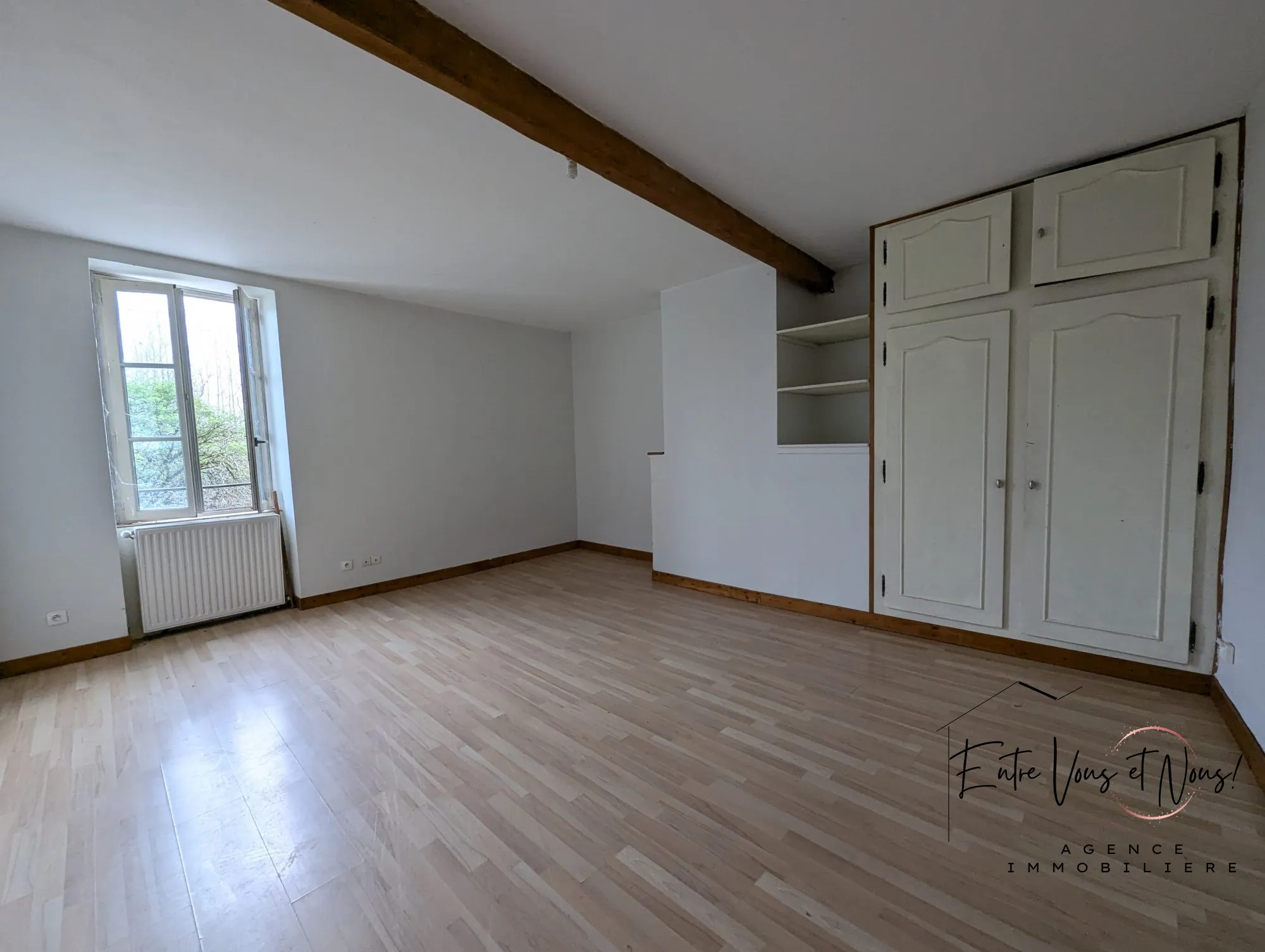 Maison en pierre de 170 m² à vendre à Gironde-sur-Dropt avec jardin et nombreuses chambres 