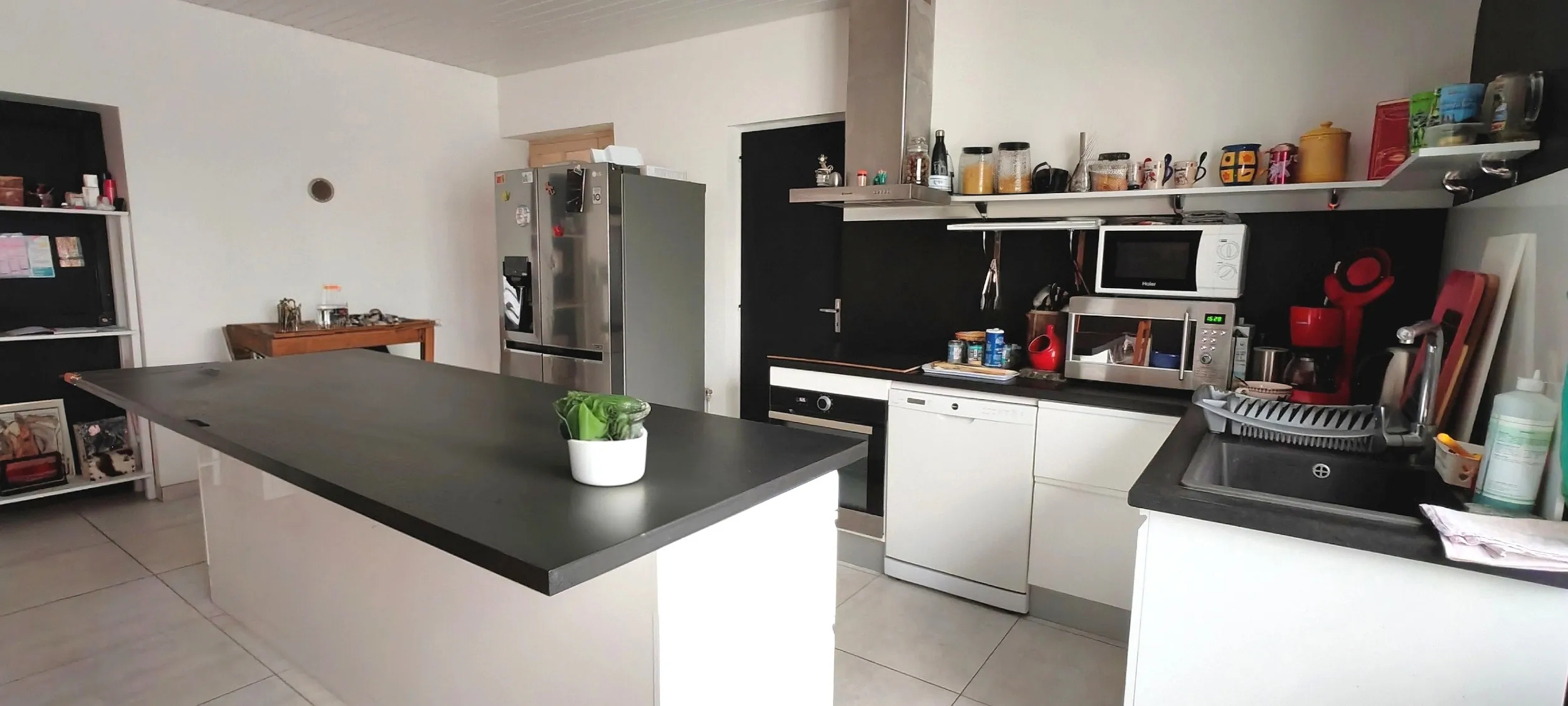 Grande maison avec gîte à vendre à Saint Maurice des Noues - 270 m² 