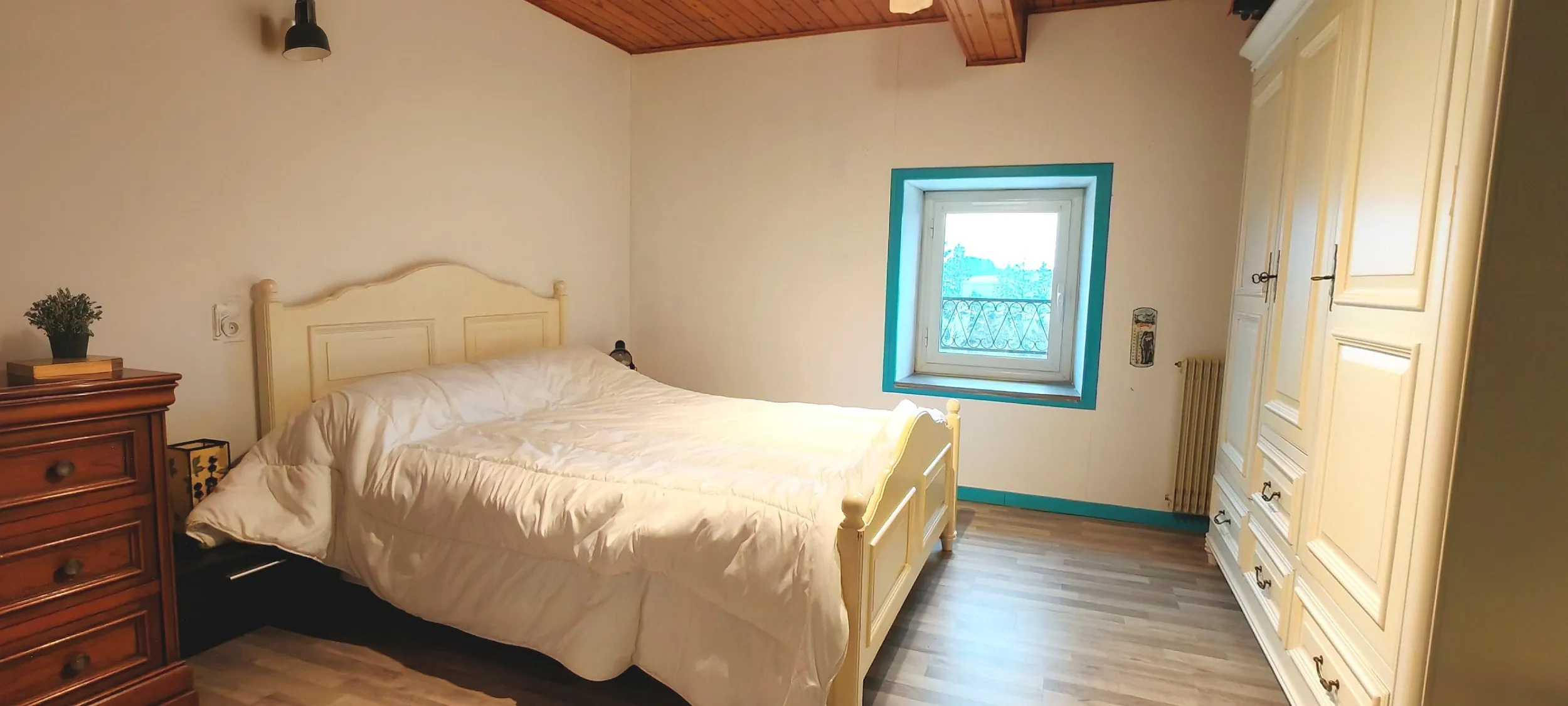 Grande maison avec gîte à vendre à Saint Maurice des Noues - 270 m² 