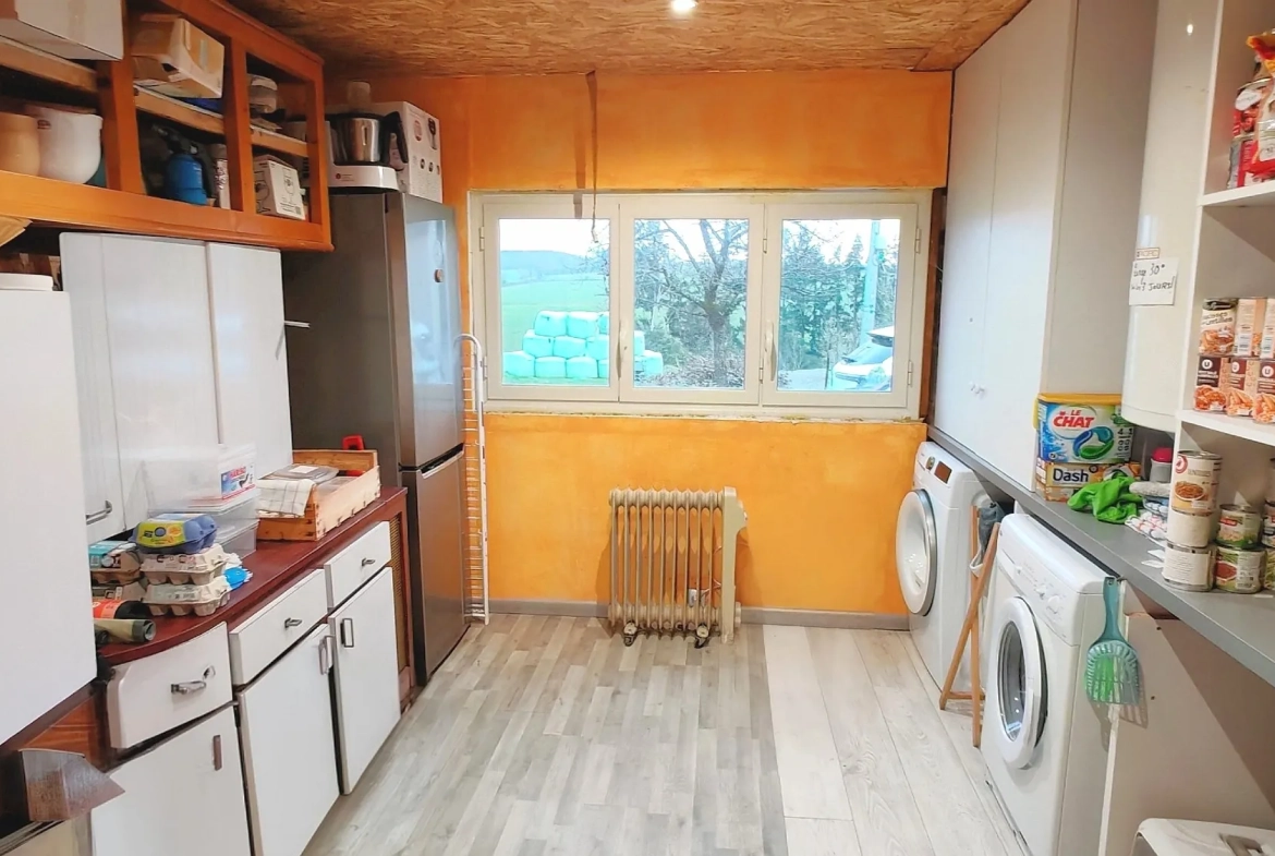 Grande maison avec gîte à vendre à Saint Maurice des Noues - 270 m² 