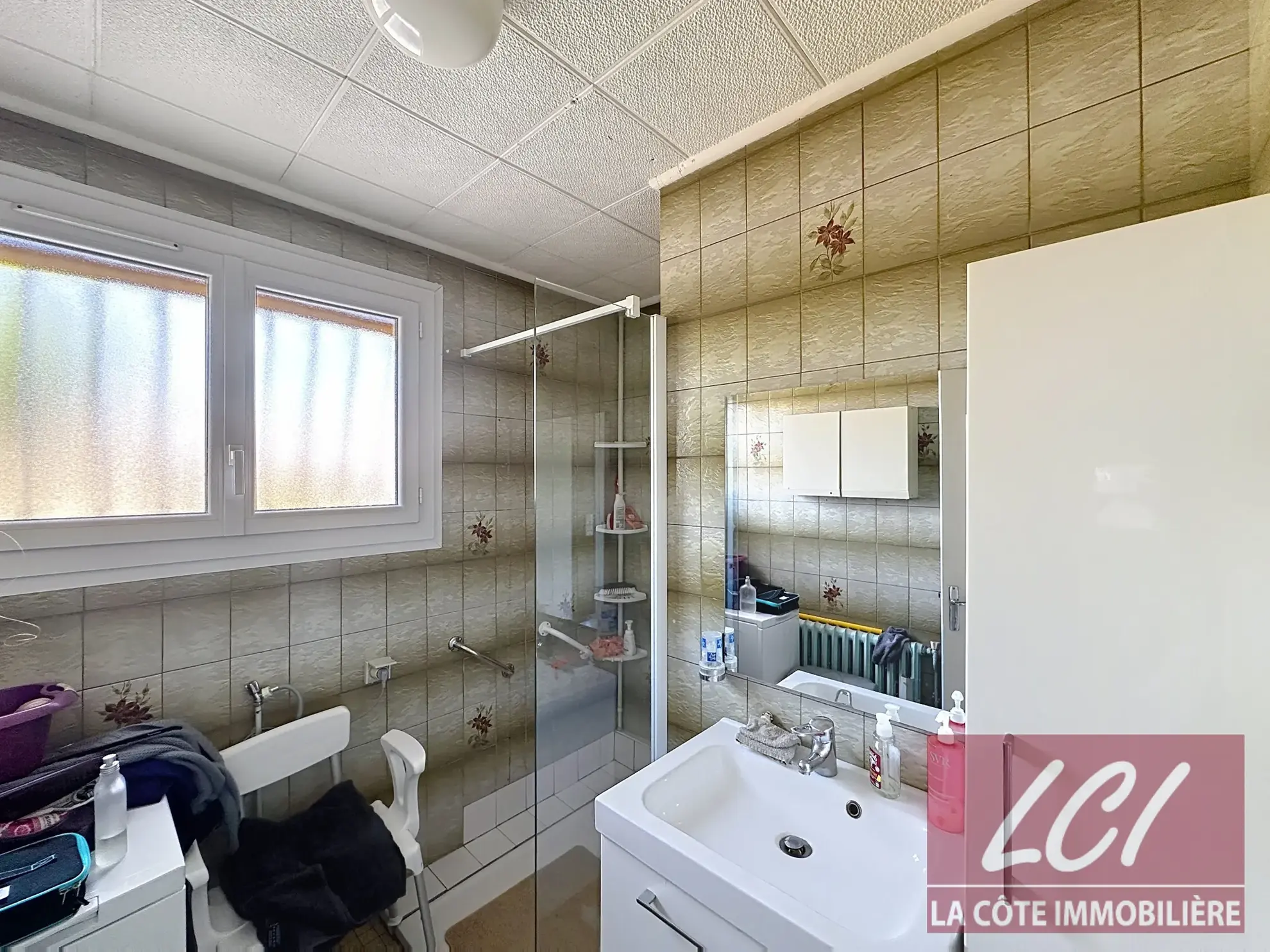 Maison individuelle à Biganos avec terrain de 880m² et potentiel d'extension 
