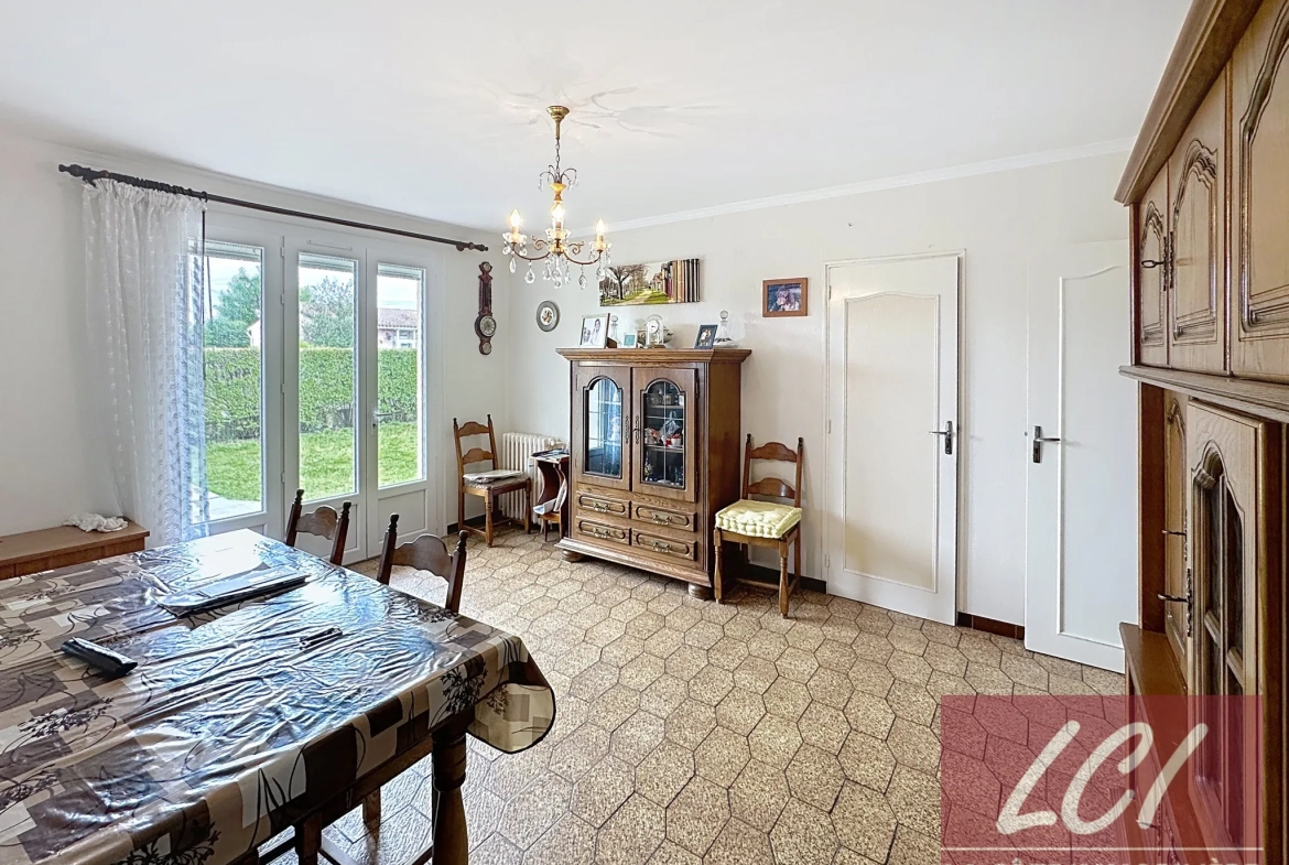 Maison individuelle à Biganos avec terrain de 880m² et potentiel d'extension 