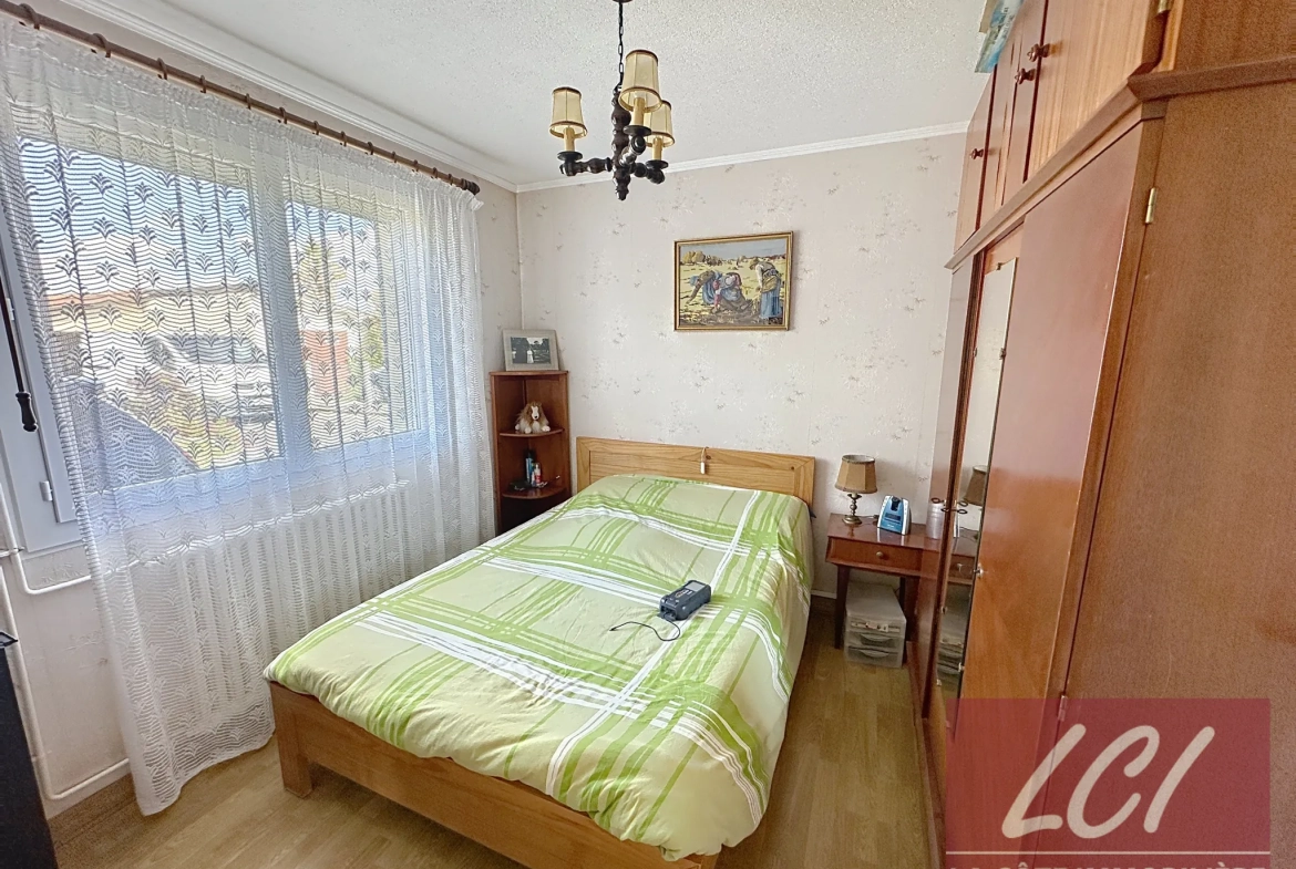 Maison individuelle à Biganos avec terrain de 880m² et potentiel d'extension 