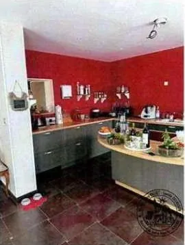 Maison T4 à vendre à Maillot - 202 m² avec grand terrain 
