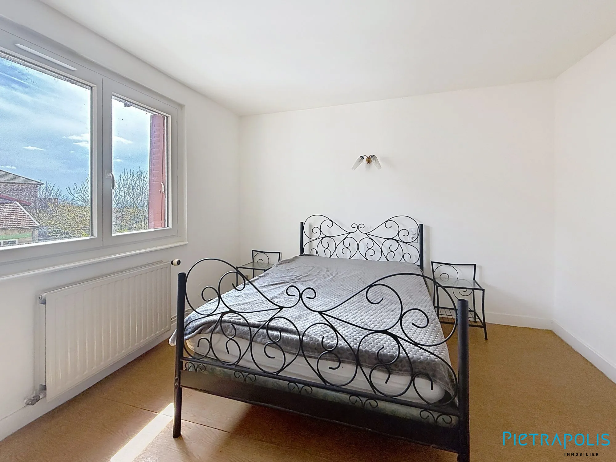 Maison familiale avec potentiel au centre de Bussière - Terrasse et 4 chambres 