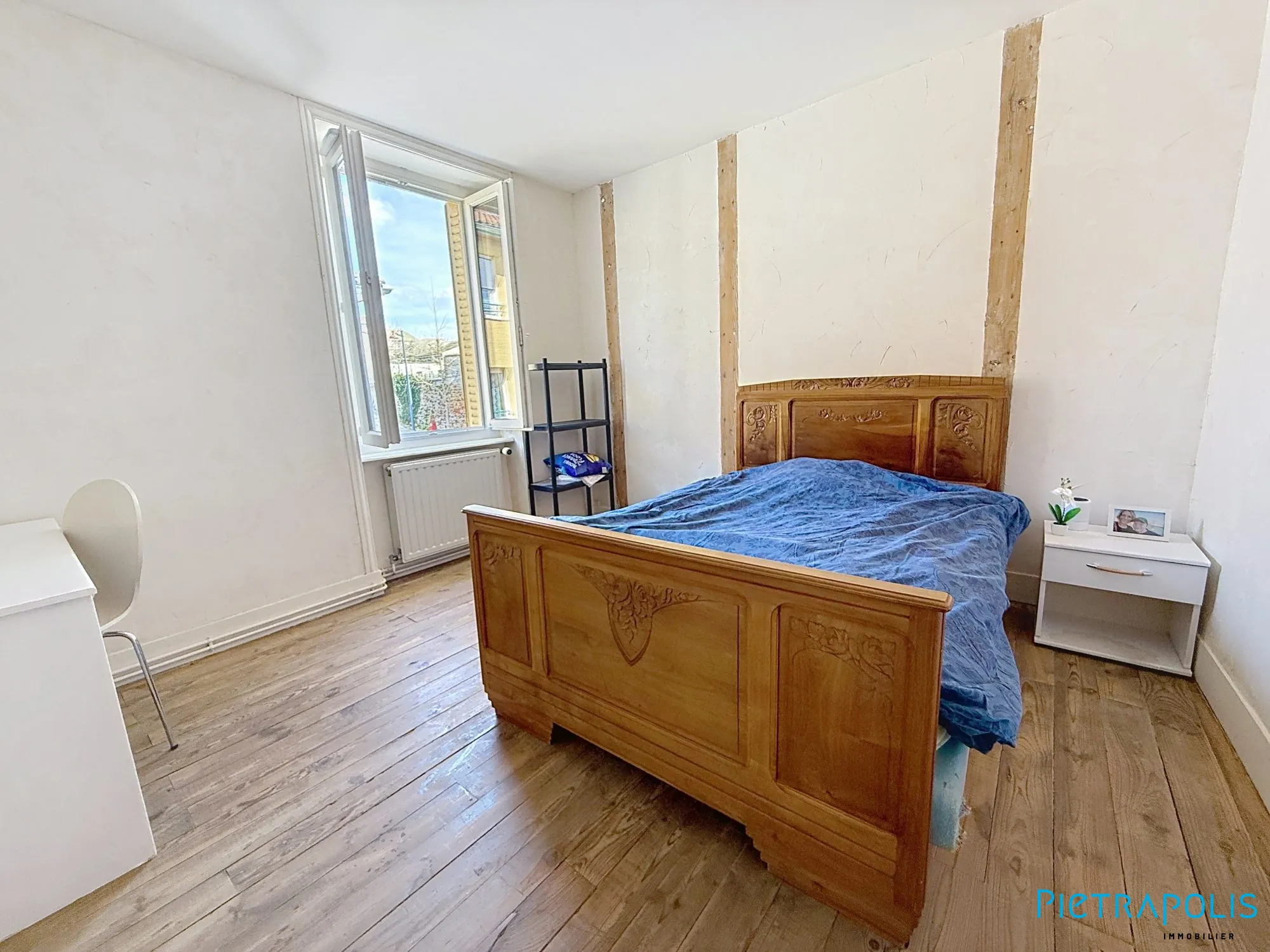 Maison familiale avec potentiel au centre de Bussière - Terrasse et 4 chambres 