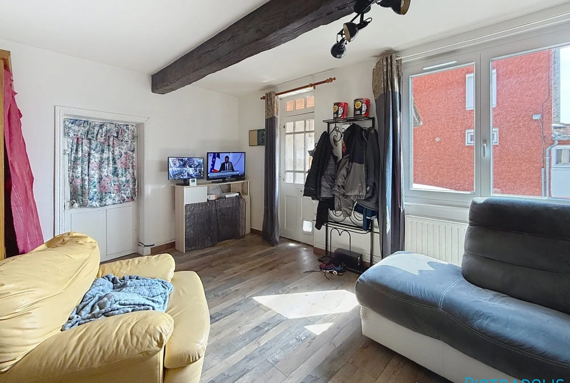 Maison familiale avec potentiel au centre de Bussière - Terrasse et 4 chambres 