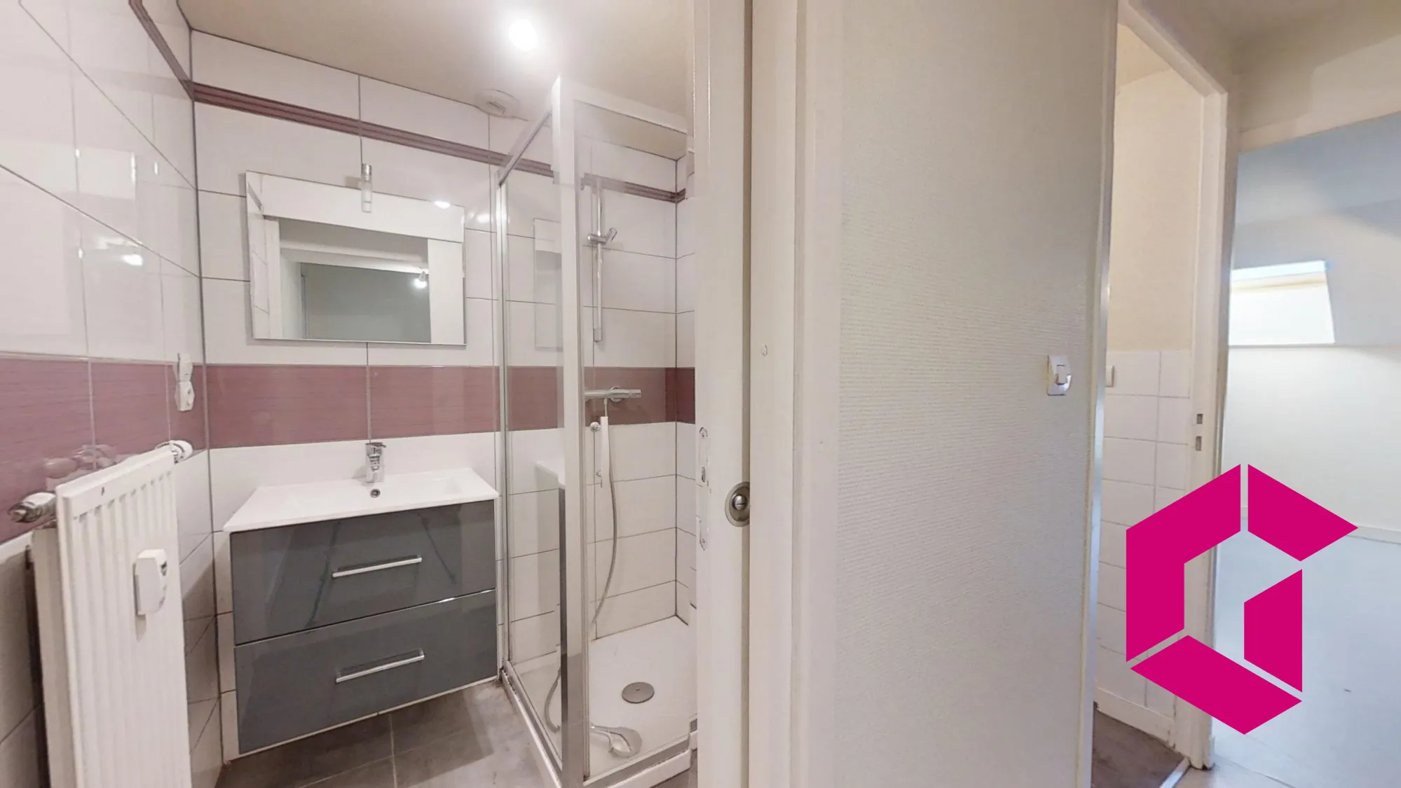 À vendre à Tence appartement duplex de 86 m² avec cave et chauffage central 