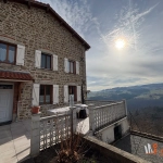Maison en pierre à vendre à Sail sous Couzan - 96 m² avec terrain et vue dégagée