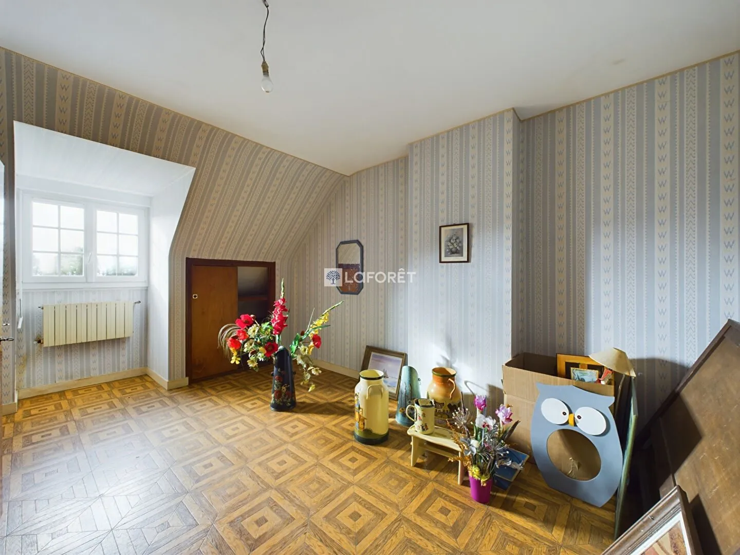 Maison à rénover avec grand terrain à Briec, campagne, 4 chambres 
