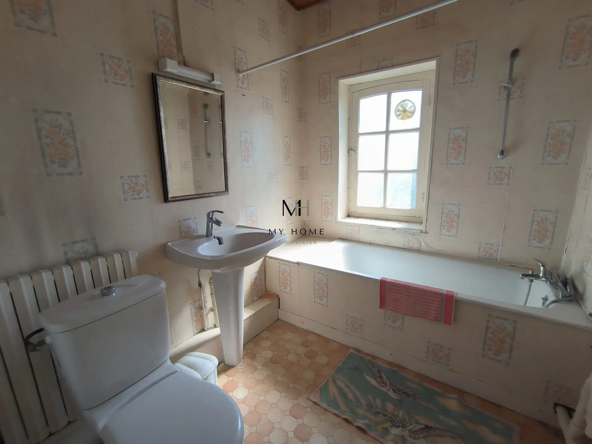 Charmante maison avec dépendance en centre-bourg à Villeneuve-en-Perseigne 