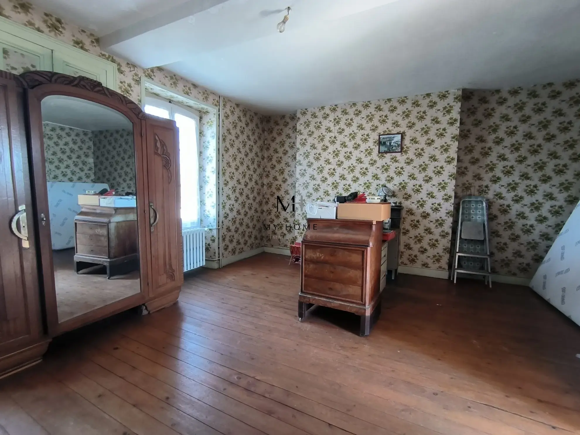 Charmante maison avec dépendance en centre-bourg à Villeneuve-en-Perseigne 