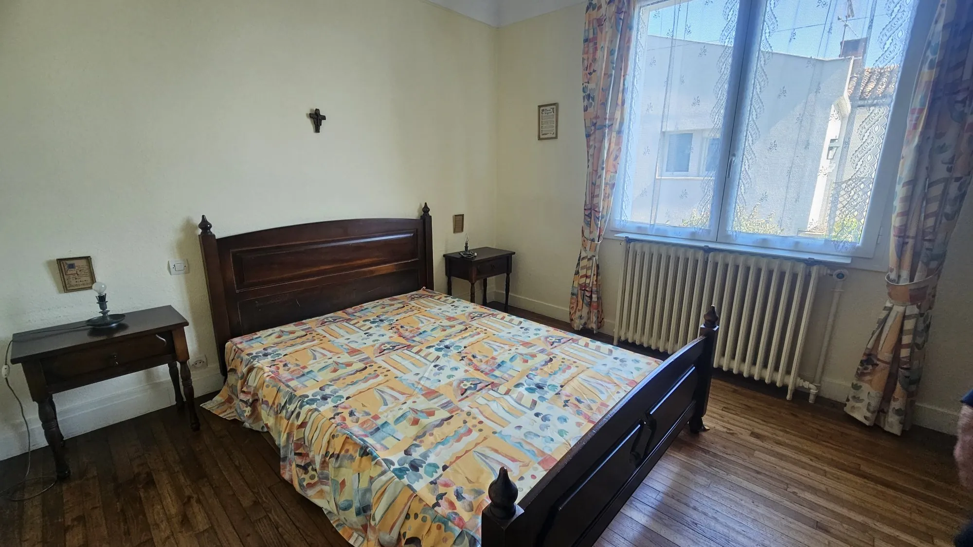 Maison à vendre à Bressuire avec jardin et potentiel de rénovation 