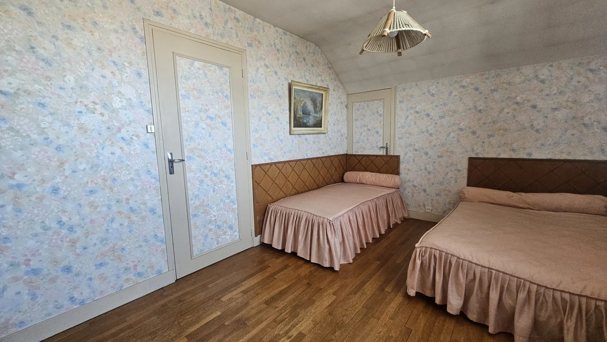 Maison à vendre à Bressuire avec jardin et potentiel de rénovation 