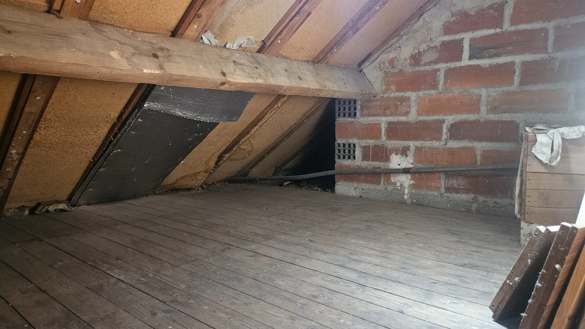 Maison à vendre à Bressuire avec jardin et potentiel de rénovation 
