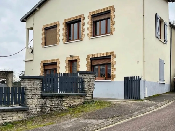 Investissement immobilier avec lot de 2 maisons louées à Arrentières