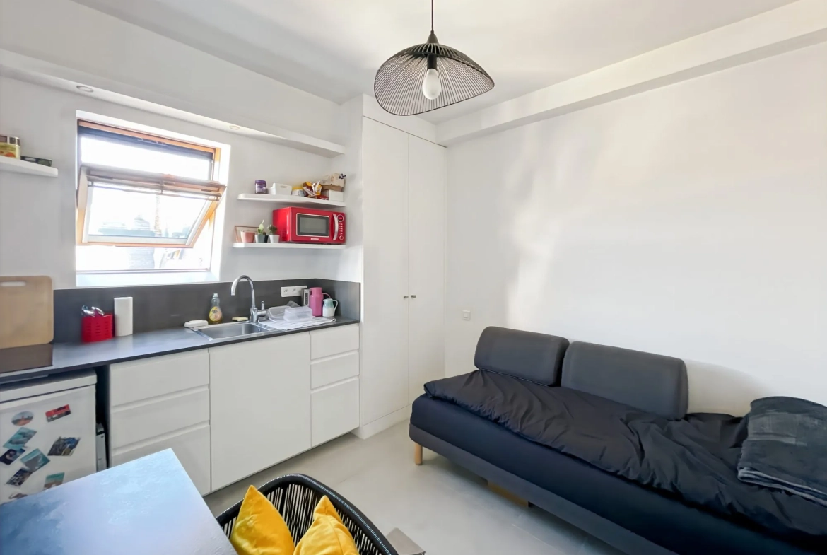 Studio à vendre à Paris 17e - Emplacement recherché et rénové, idéal investissement 