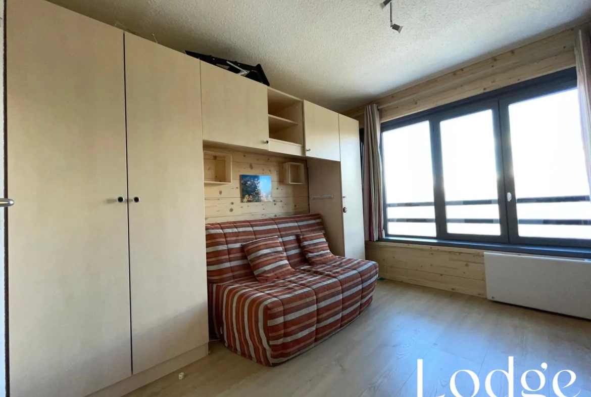Studio rénové à Puy Saint Vincent 1600 avec vue imprenable sur la vallée 