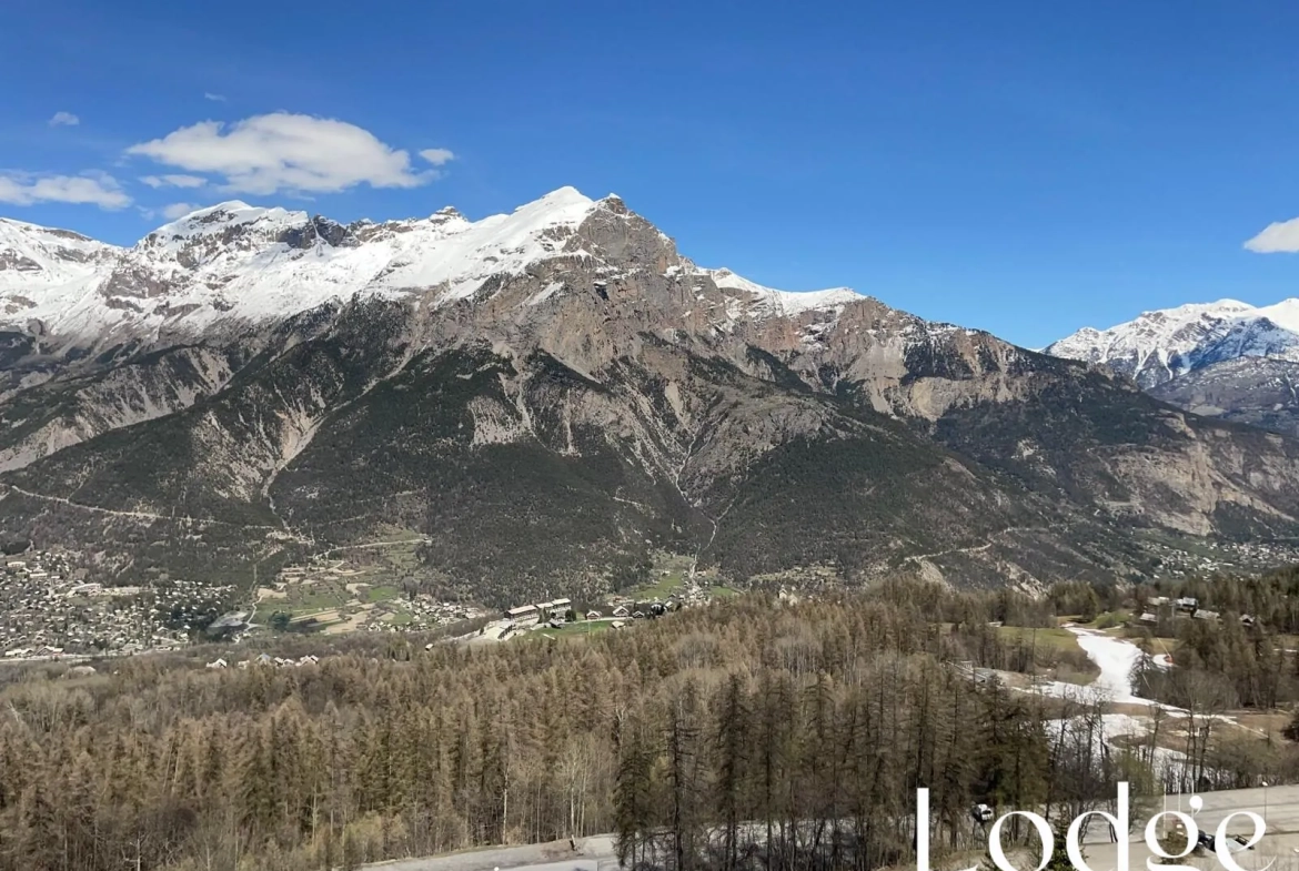 Studio rénové à Puy Saint Vincent 1600 avec vue imprenable sur la vallée 