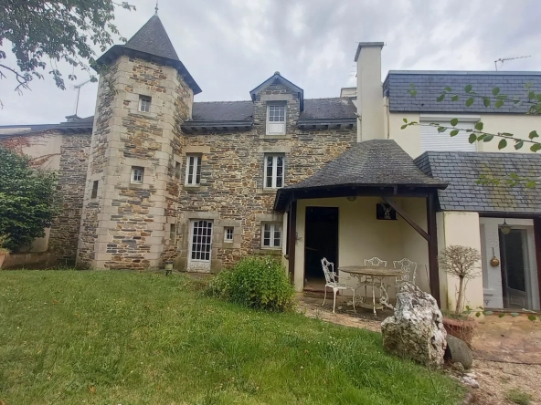 Deux maisons en pierre à Renac, potentiel à exploiter