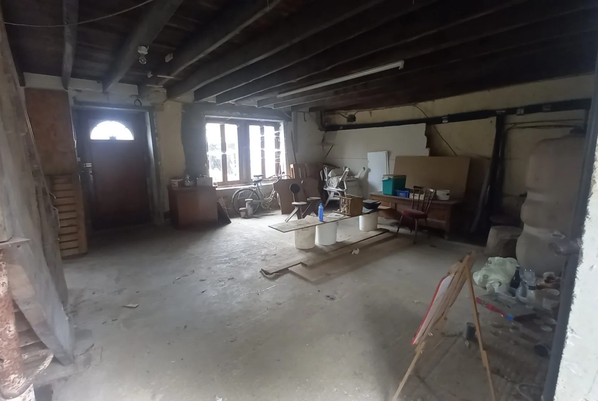 Deux maisons en pierre à Renac, potentiel à exploiter 