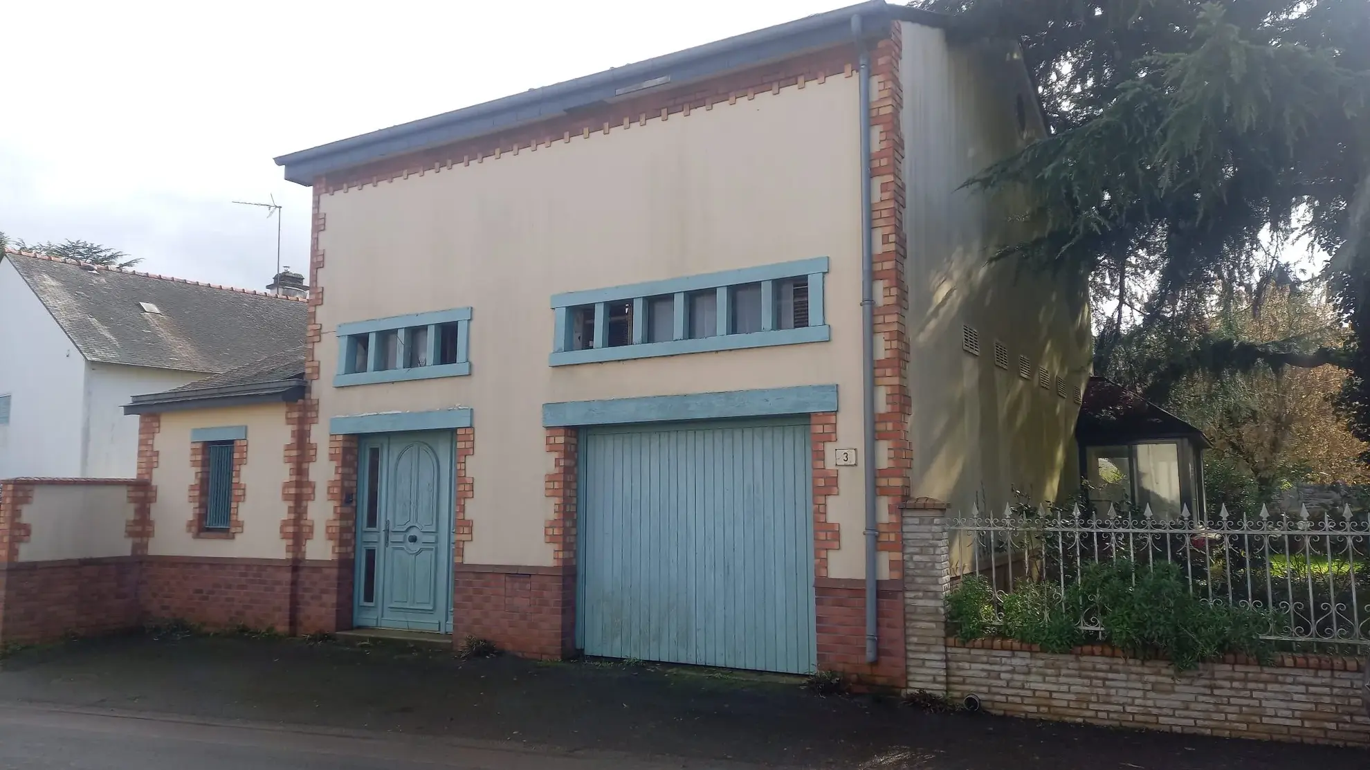 Deux maisons en pierre à Renac, potentiel à exploiter 
