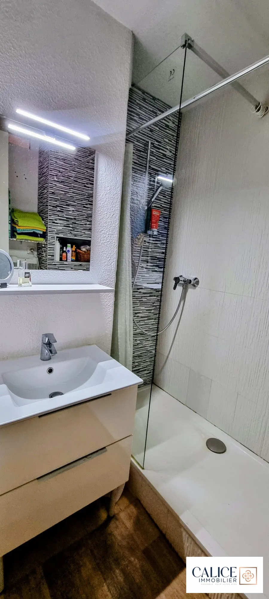 Appartement T2 à vendre à Sète à 400m de la plage avec jardin privé 