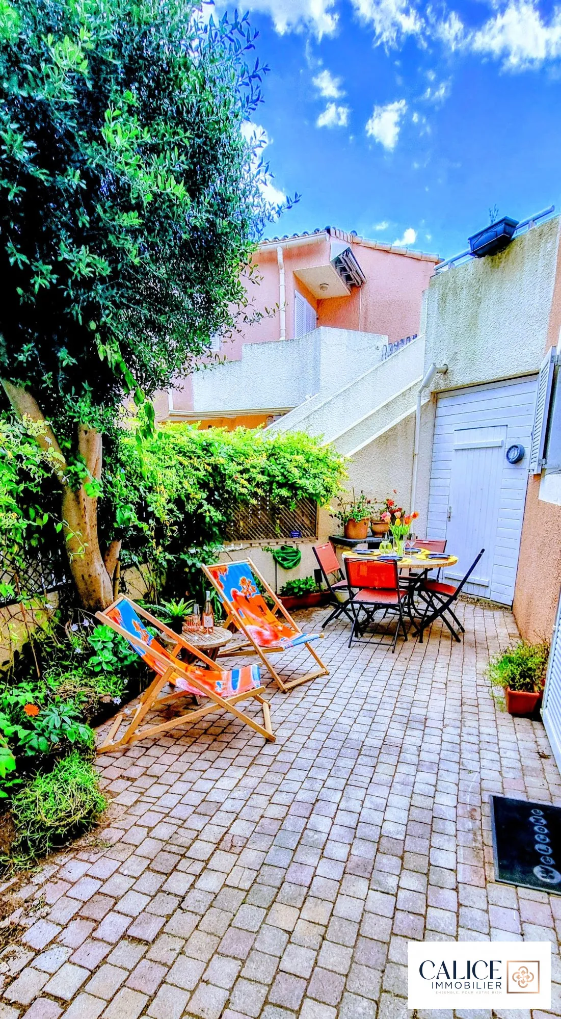 Appartement T2 à vendre à Sète à 400m de la plage avec jardin privé 