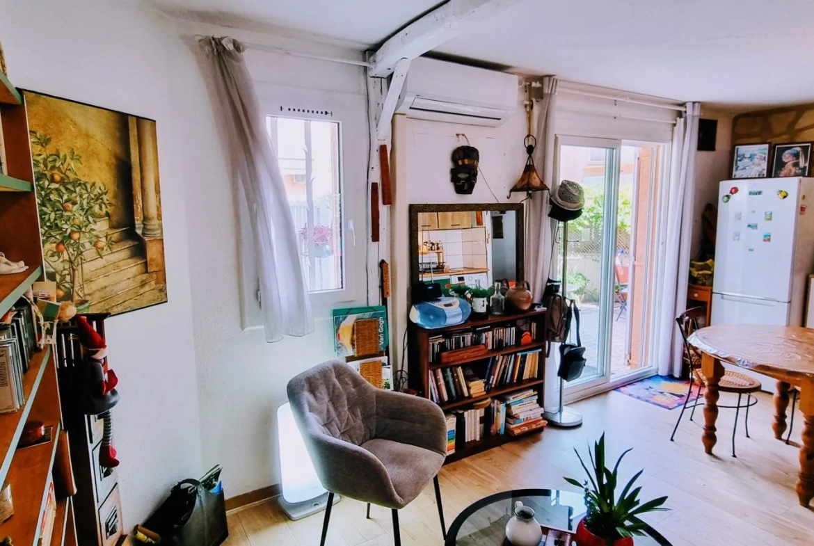 Appartement T2 à vendre à Sète à 400m de la plage avec jardin privé 