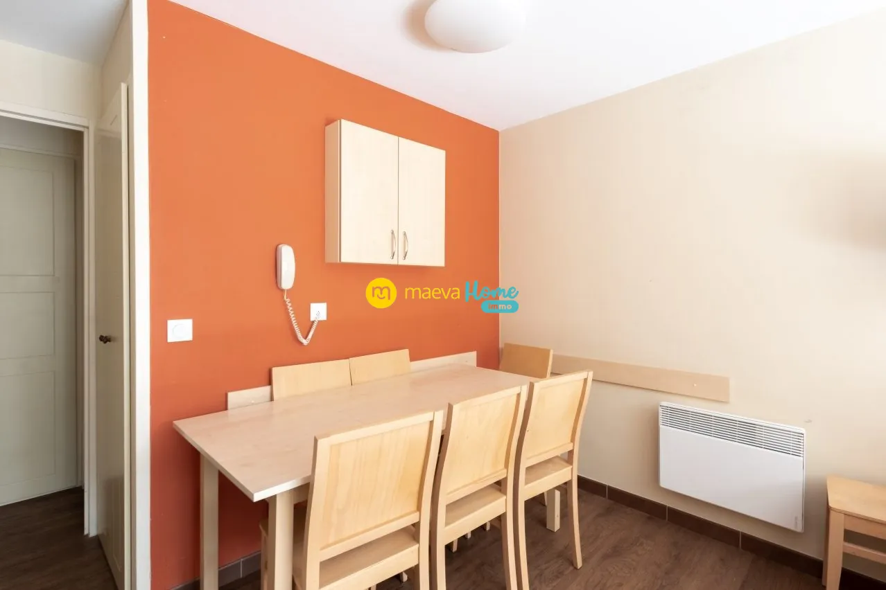 Appartement 3 pièces en rez-de-jardin avec vue mer à Cannes 