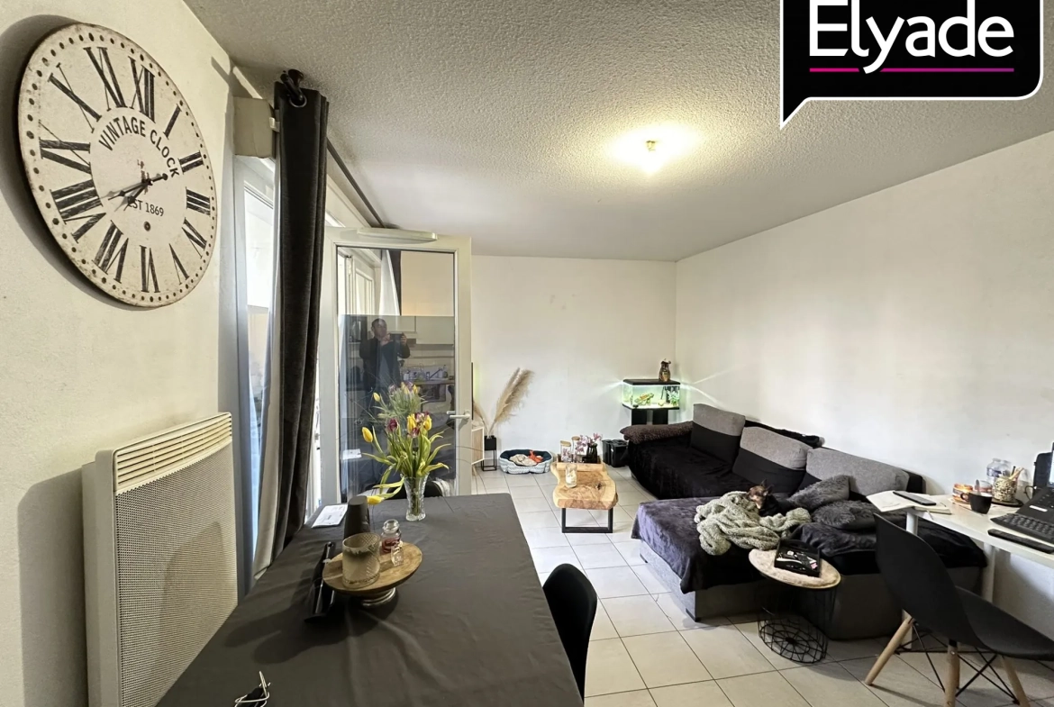 Appartement T2 à vendre à Toulouse avec terrasse et box, idéal investisseur 