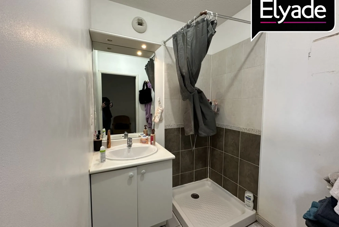 Appartement T2 à vendre à Toulouse avec terrasse et box, idéal investisseur 