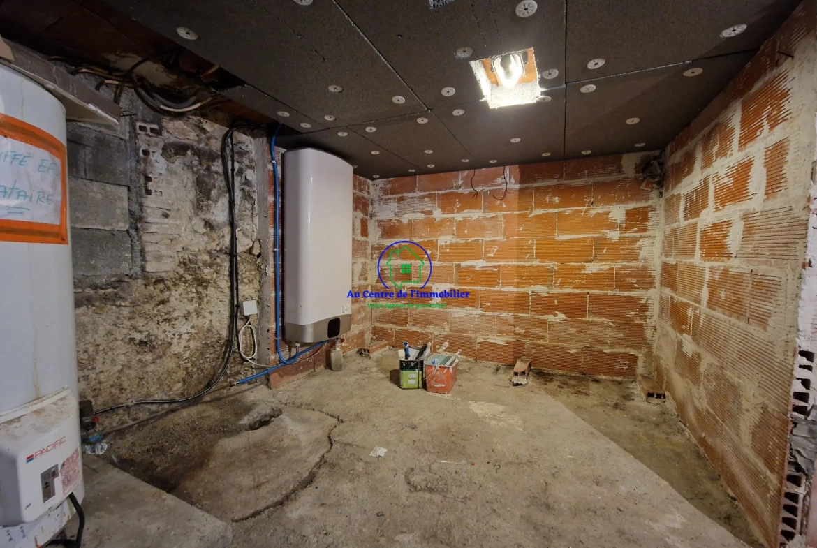 Appartement T3 avec local commercial à Bourg-de-Visa 82190 – Investissement idéal 