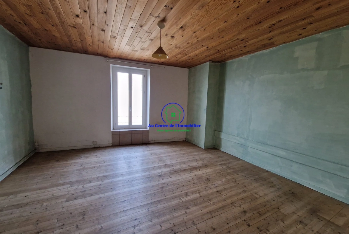 Appartement T3 avec local commercial à Bourg-de-Visa 82190 – Investissement idéal 