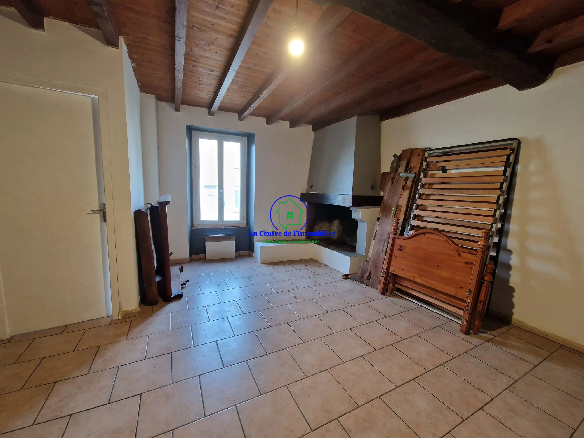 Appartement T3 avec local commercial à Bourg-de-Visa 82190 – Investissement idéal 
