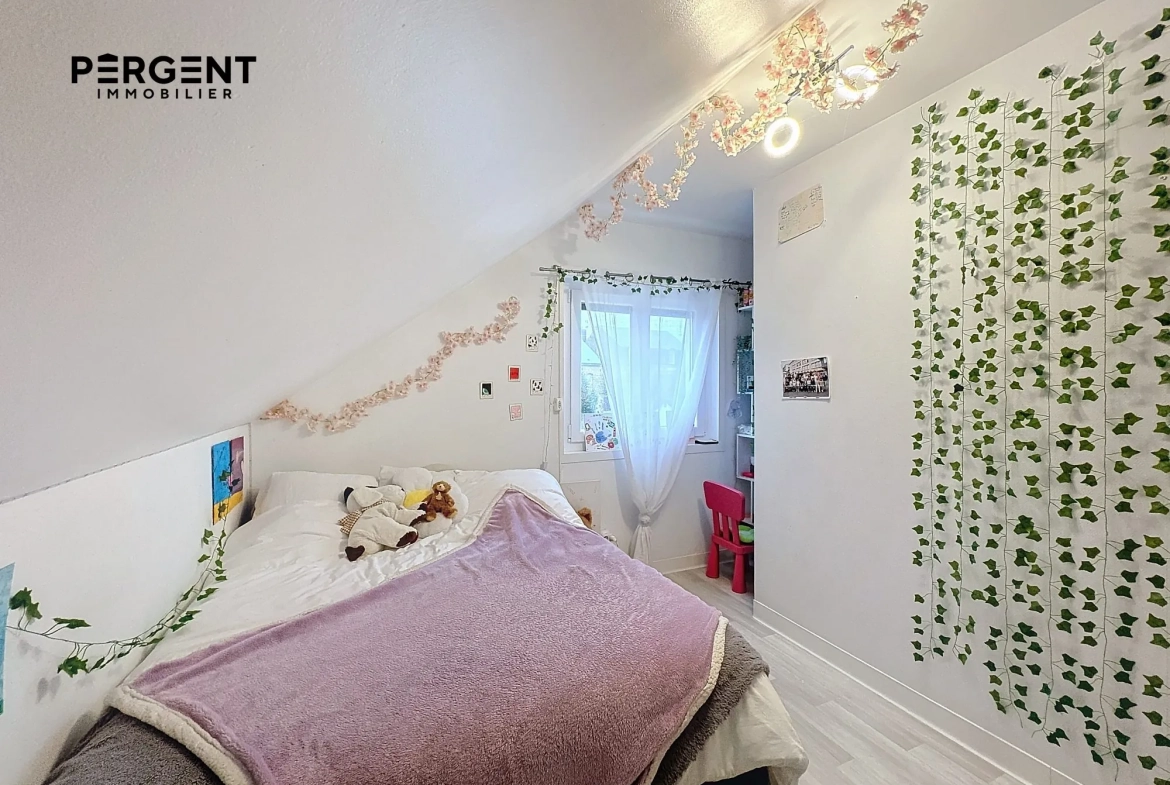 Maison mitoyenne 3 chambres avec jardin, garage à Charleville-Mézières 