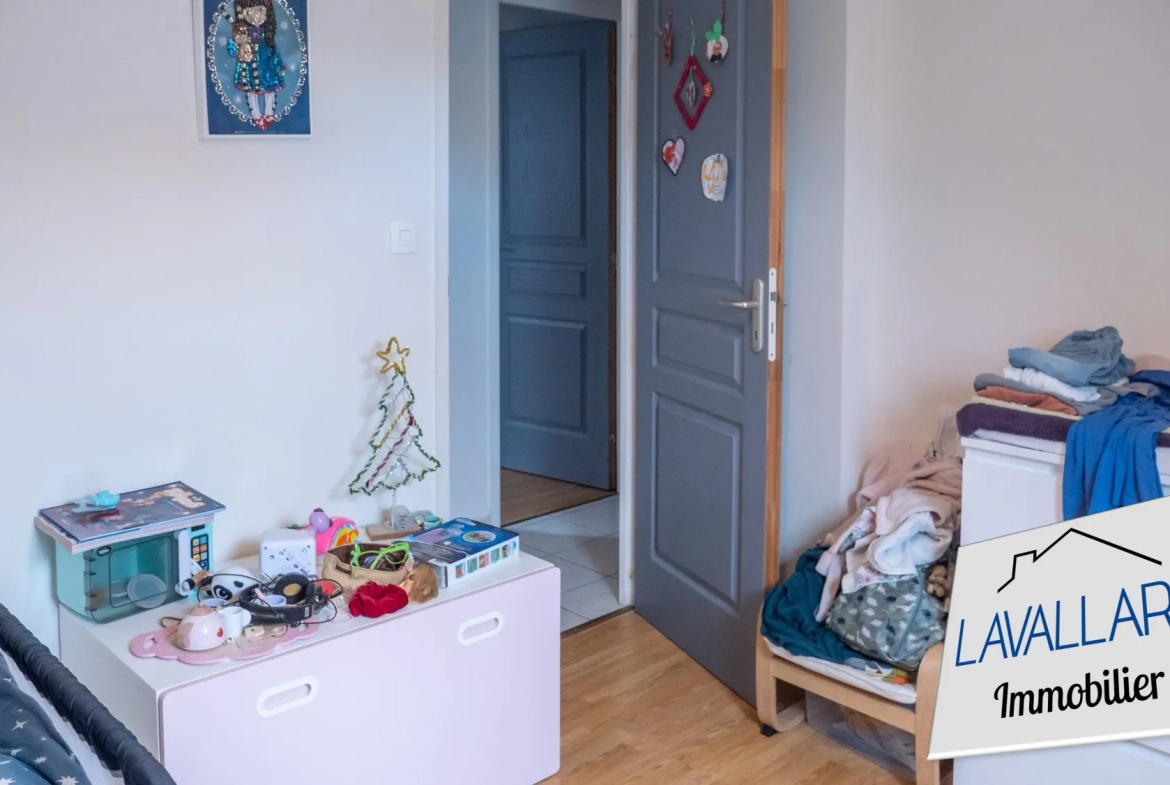 Maison récente avec garage et terrasse à Lamotte-Warfusée - 180 000 € 