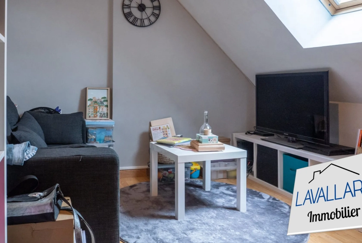 Maison récente avec garage et terrasse à Lamotte-Warfusée - 180 000 € 