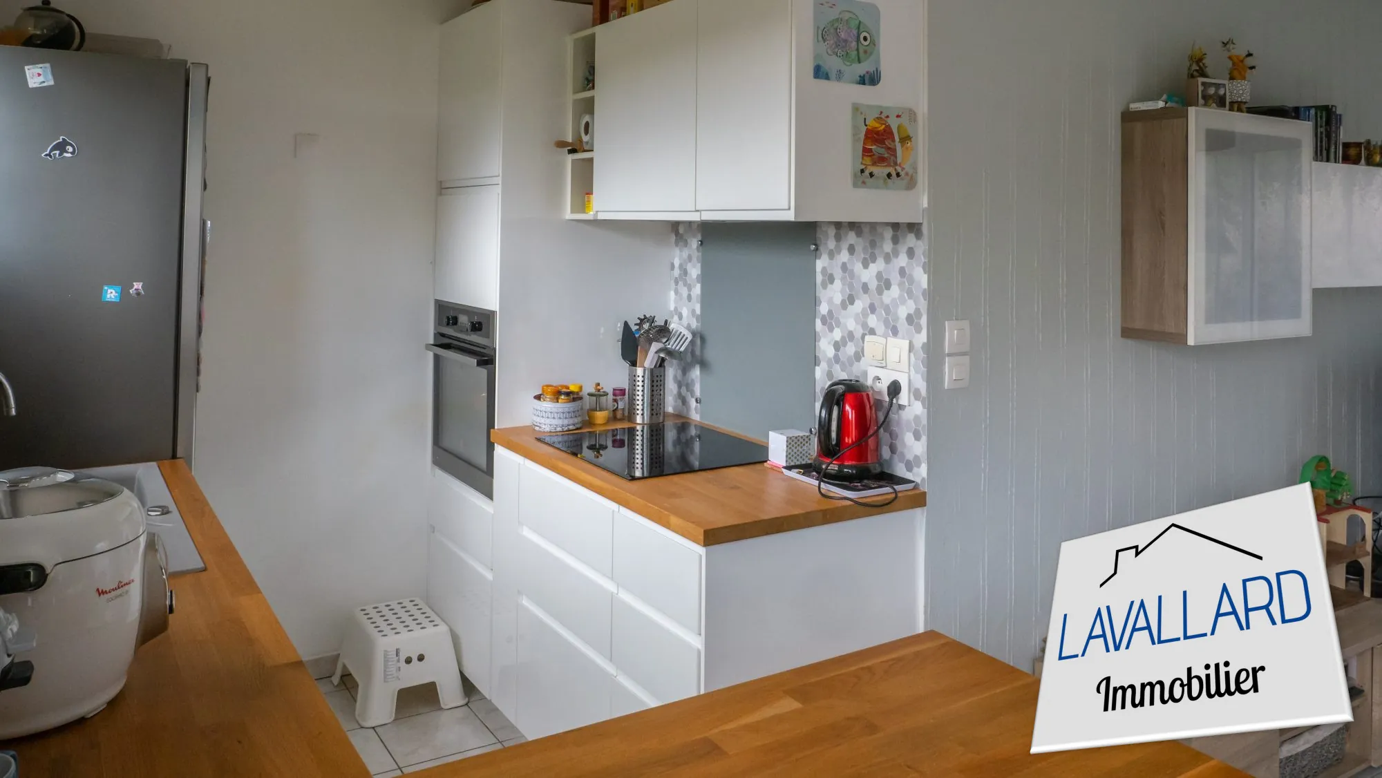 Maison récente avec garage et terrasse à Lamotte-Warfusée - 180 000 € 