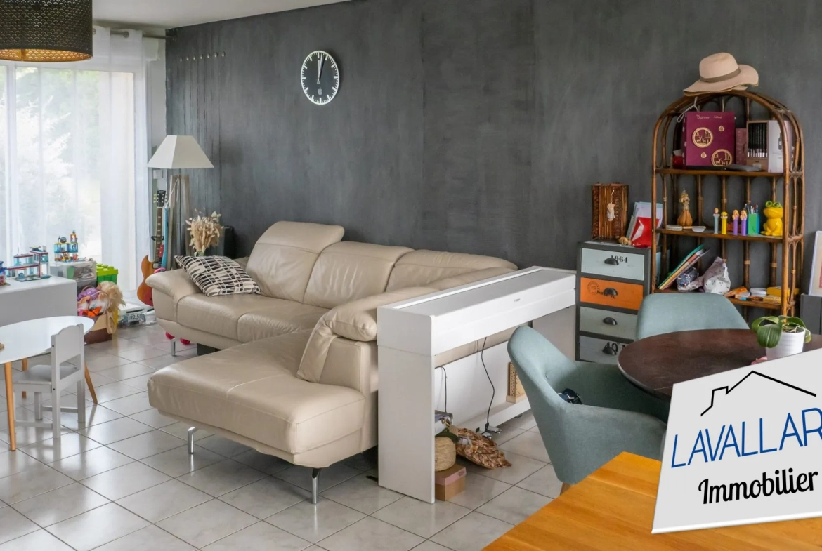 Maison récente avec garage et terrasse à Lamotte-Warfusée - 180 000 € 